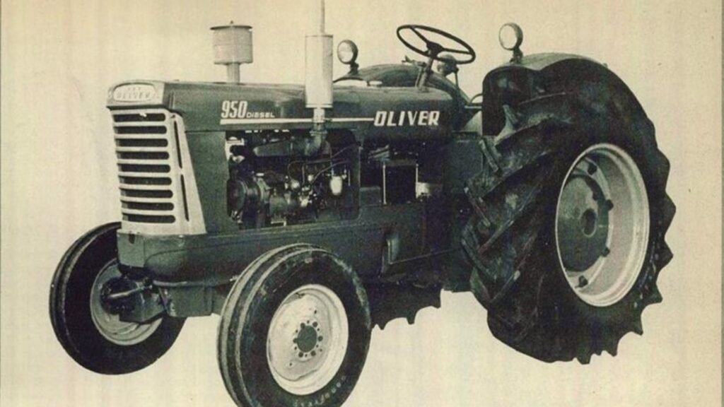 O único produto feito pela Oliver no Brasil foi o modelo 950, já que a matriz foi comprada pouco tempo depois e a nova proprietária queria absorver a marca.